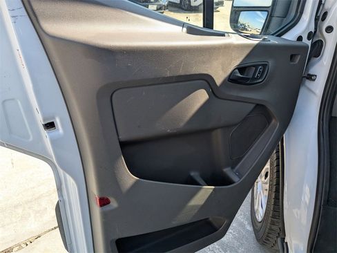 Used 2024 Ford Transit 350 XLT image 11