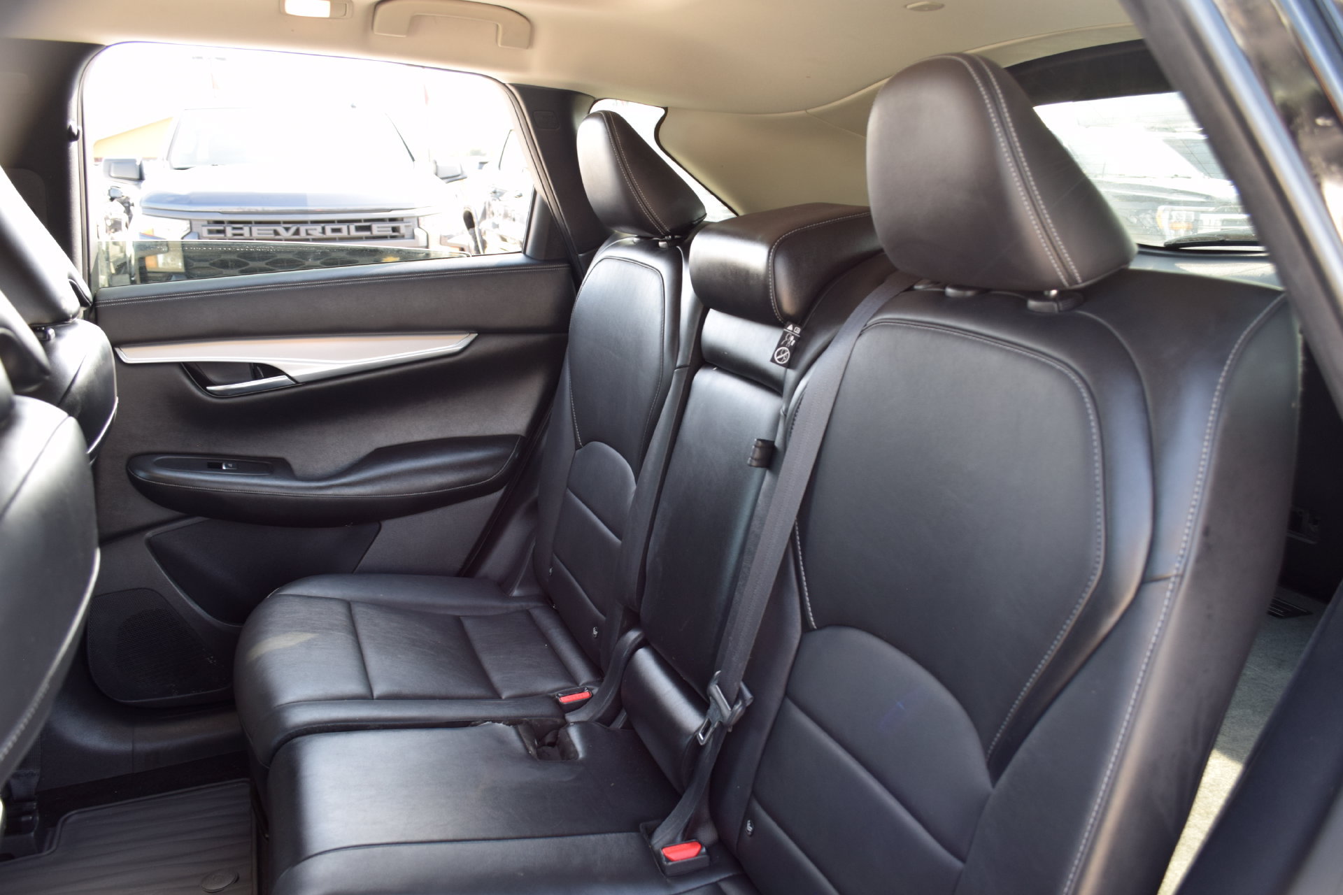 Used 2019 INFINITI QX50 Luxe w/ Cargo Package AWD/4WD image 18