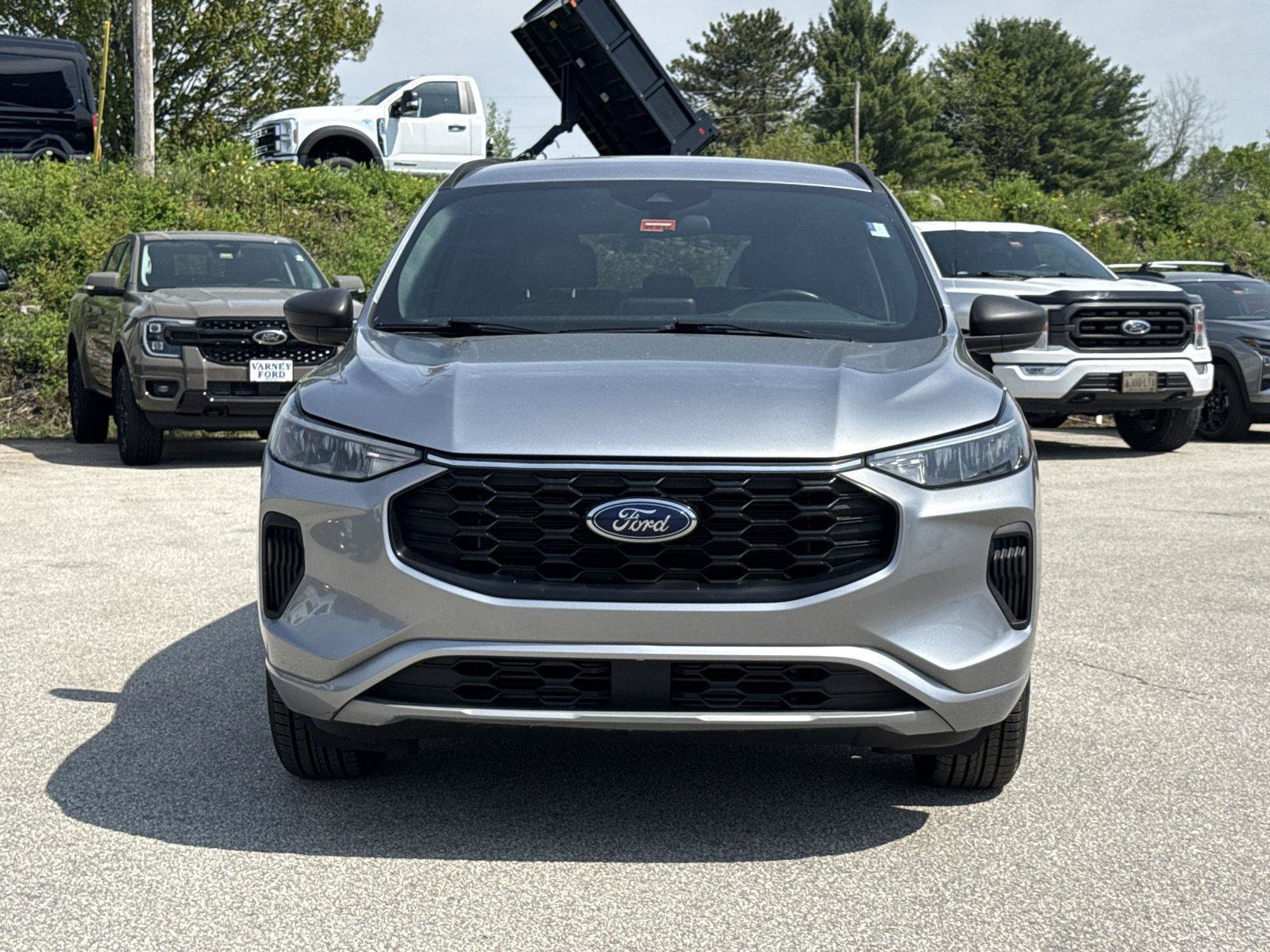 Used 2024 Ford Escape ST-Line AWD/4WD image 2