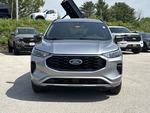 Used 2024 Ford Escape ST-Line AWD/4WD image 2