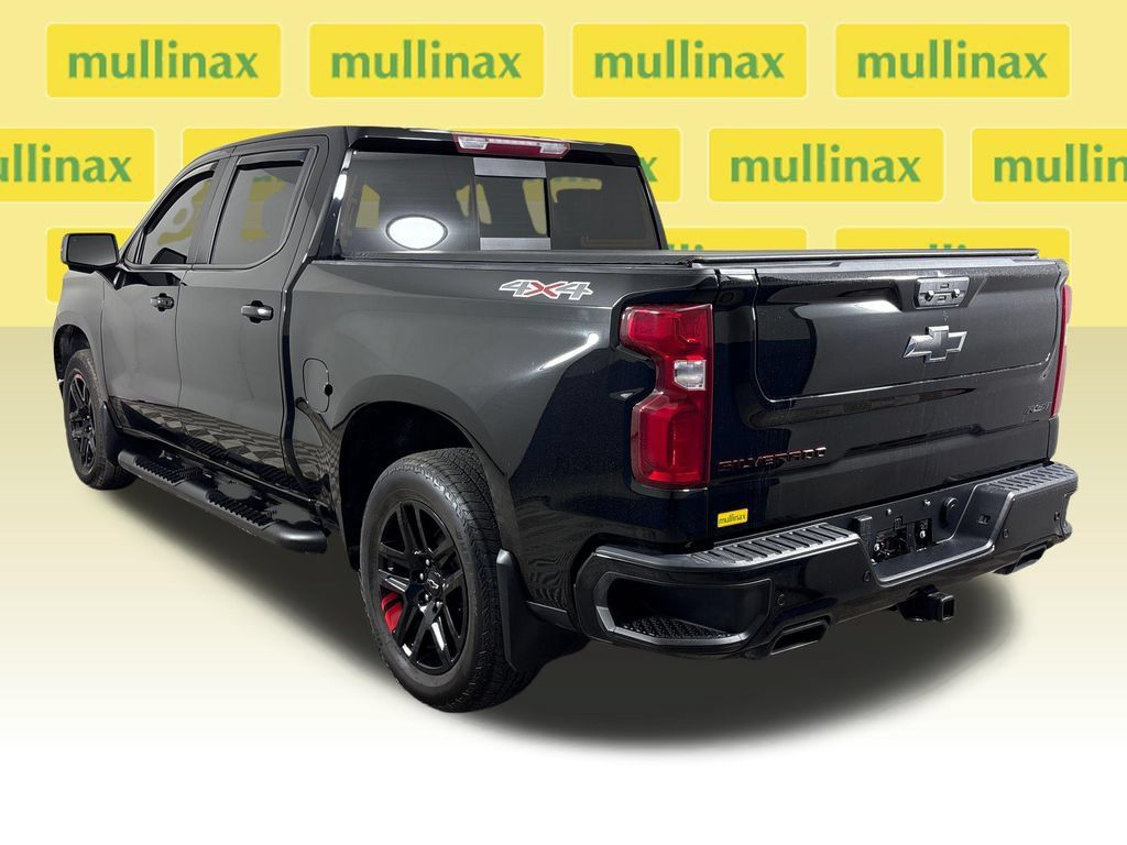 Used 2024 Chevrolet Silverado 1500 RST w/ Redline Edition AWD/4WD image 9