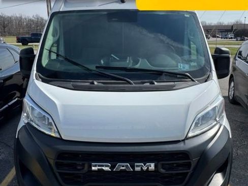 Used 2025 RAM ProMaster 2500 w/ Convenience Group image 1