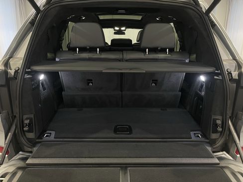 Certified 2023 BMW X7 xDrive40i w/ Executive Package image 27