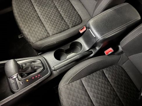 Used 2019 Kia Rio S image 10