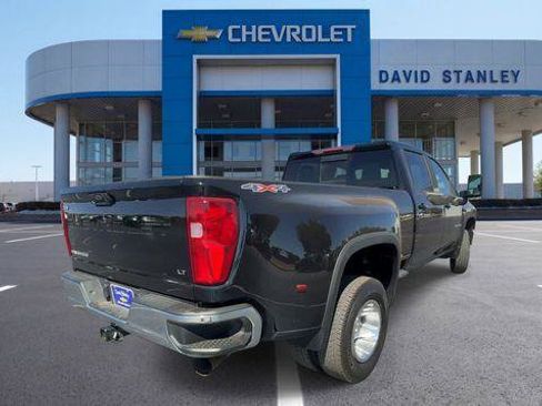 Used 2026 Chevrolet Silverado 3500 LT w/ Leather Package AWD/4WD image 8