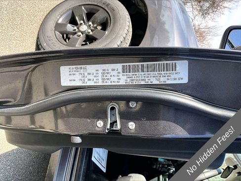 Used 2018 RAM 1500 Express AWD/4WD image 29