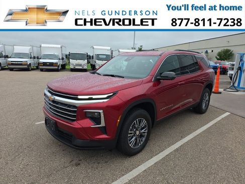 New 2026 Chevrolet Traverse LT w/ Driver Confidence Package AWD/4WD image 3