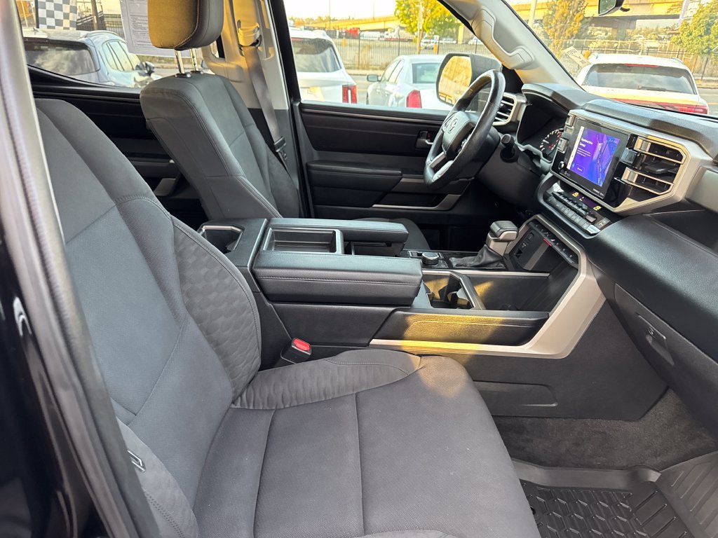 Used 2022 Toyota Tundra SR5 AWD/4WD image 36