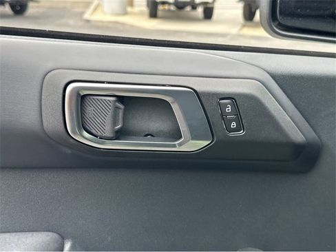 New 2025 Ford Bronco Badlands image 38