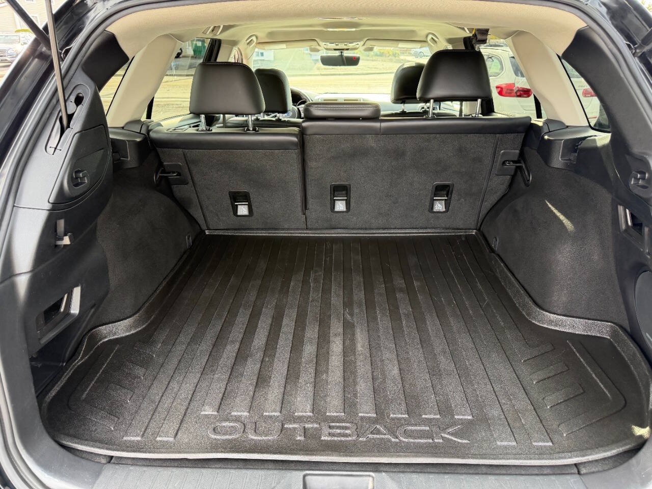 Used 2019 Subaru Outback 3.6R Limited AWD/4WD image 7