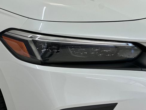 Used 2024 Honda Civic Sport image 12
