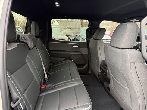 New 2026 GMC Sierra EV Elevation image 19