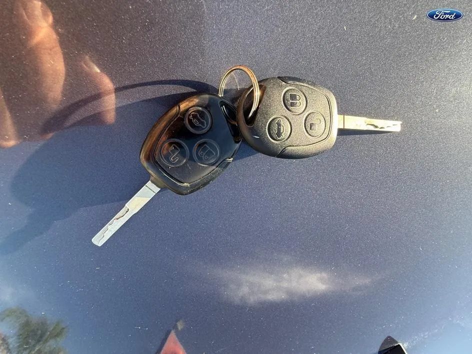 Used 2012 Ford Fiesta SE FWD image 24