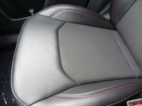 Used 2025 Jeep Compass Trailhawk AWD/4WD image 36