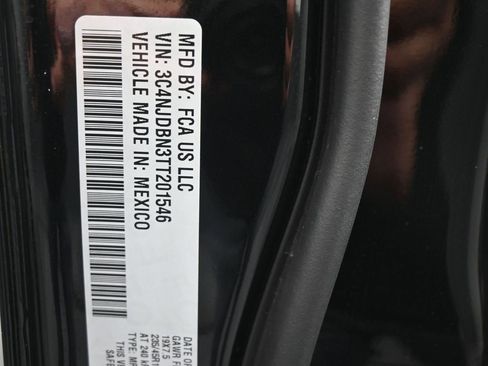 New 2026 Jeep Compass Latitude image 20