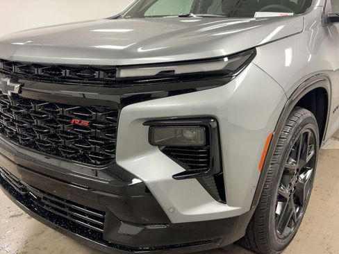 New 2026 Chevrolet Traverse RS image 9