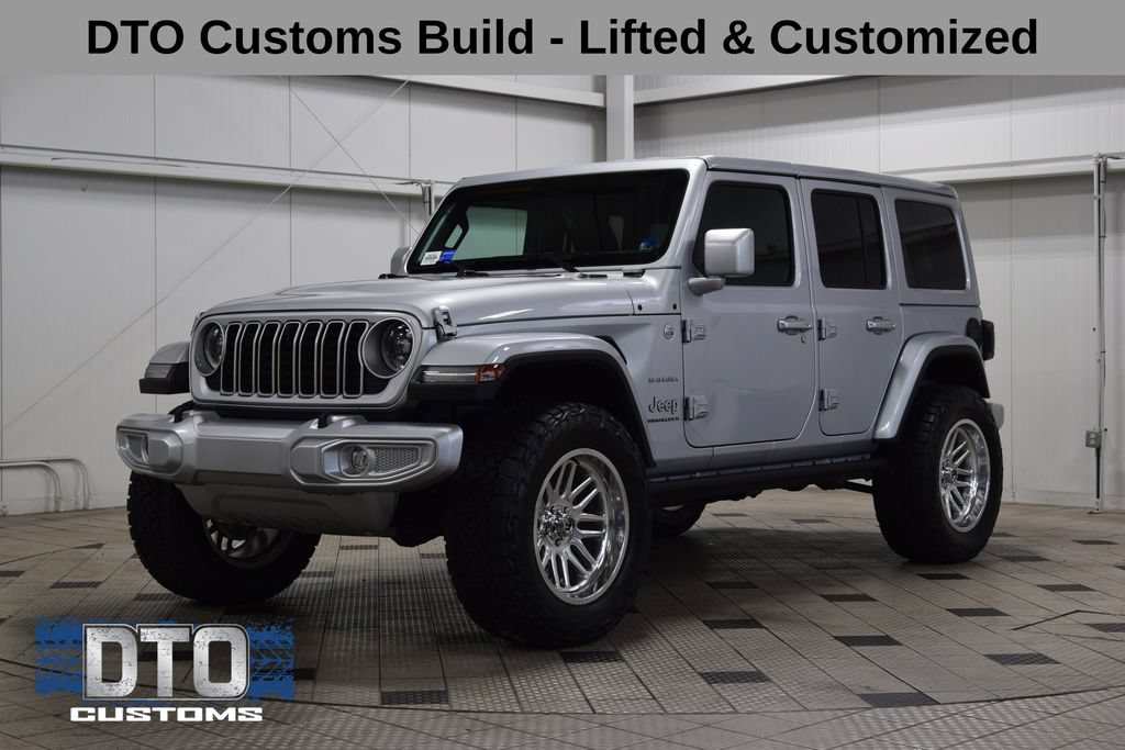 Used 2024 Jeep Wrangler Unlimited Sahara w/ Technology Group AWD/4WD image 3