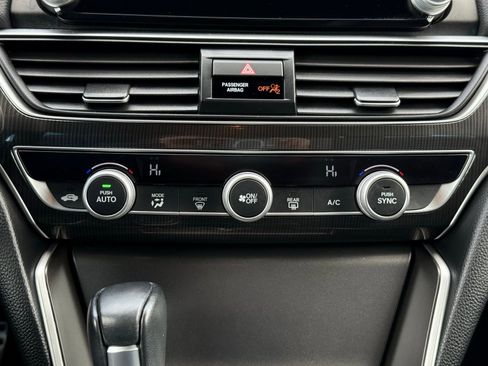 Used 2019 Honda Accord Sport image 44