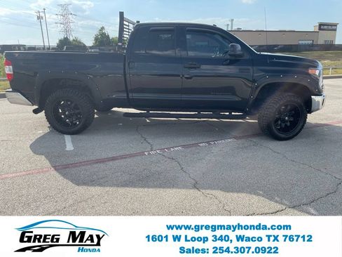 Used 2018 Toyota Tundra SR5 w/ SR5 Upgrade Package AWD/4WD image 2