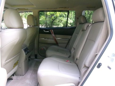 Used 2008 Toyota Highlander Limited FWD image 29