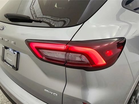 Used 2024 Ford Escape ST-Line w/ Tech Pack #1 AWD/4WD image 35