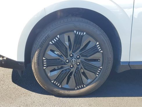 Used 2025 Nissan Murano Platinum w/ Cargo Package image 9