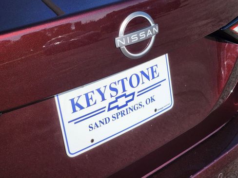 Used 2025 Nissan Sentra SV image 11