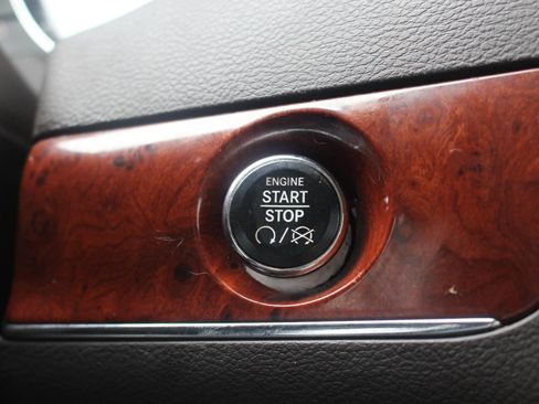 Used 2013 Chrysler Town & Country Limited w/ Trailer Tow Group image 22