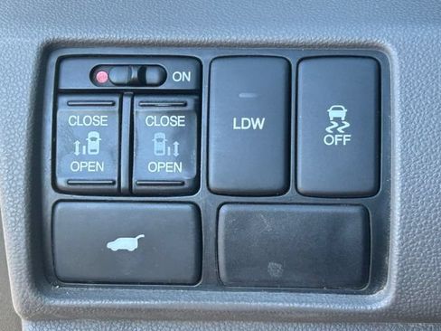 Used 2016 Honda Odyssey EX-L image 24