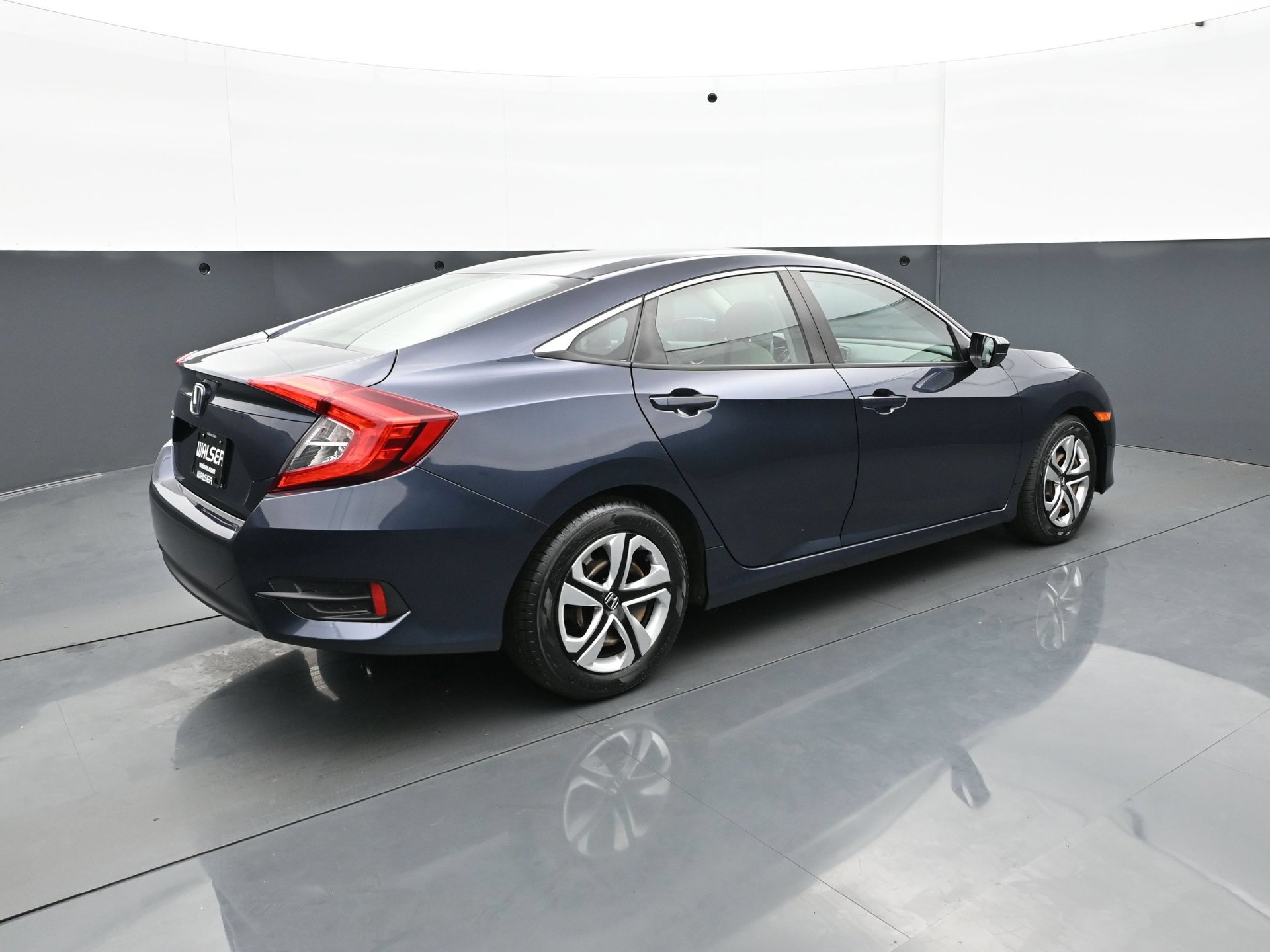 Used 2018 Honda Civic LX image 7