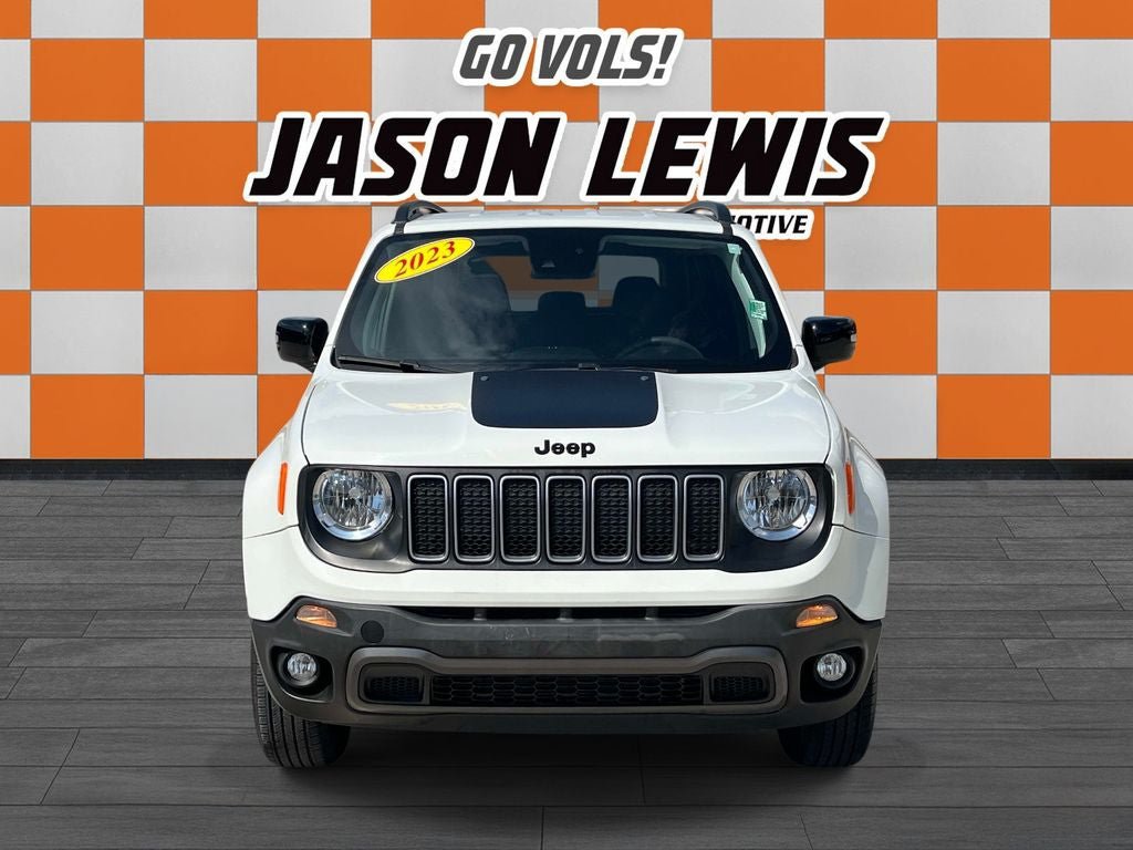 Used 2023 Jeep Renegade Latitude AWD/4WD image 8
