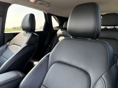 Used 2024 Ford Escape Platinum image 18