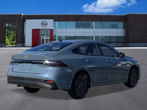 New 2026 Nissan Sentra SV FWD image 4