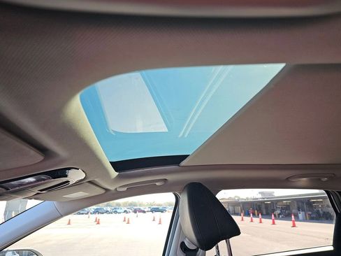 Used 2023 Hyundai Tucson Limited image 11