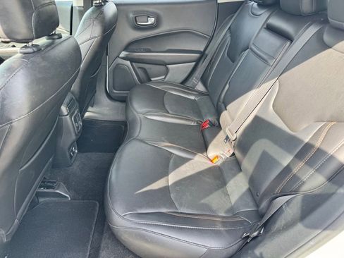 Used 2019 Jeep Compass Limited AWD/4WD image 11