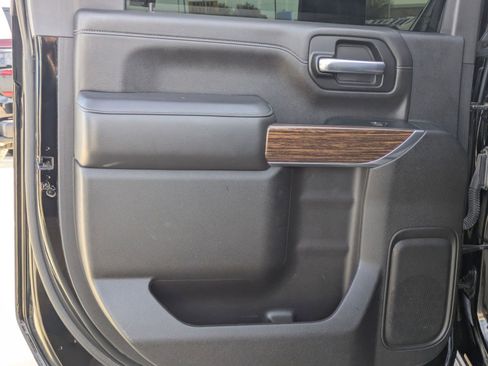 Used 2023 Chevrolet Silverado 2500 High Country w/ Z71 Off-Road Package image 14