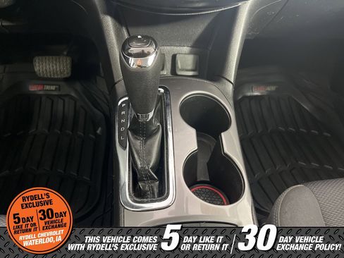 Used 2018 Chevrolet Cruze LT w/ Convenience Package image 34