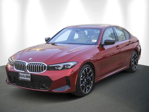 Used 2025 BMW 330i xDrive Sedan image 3