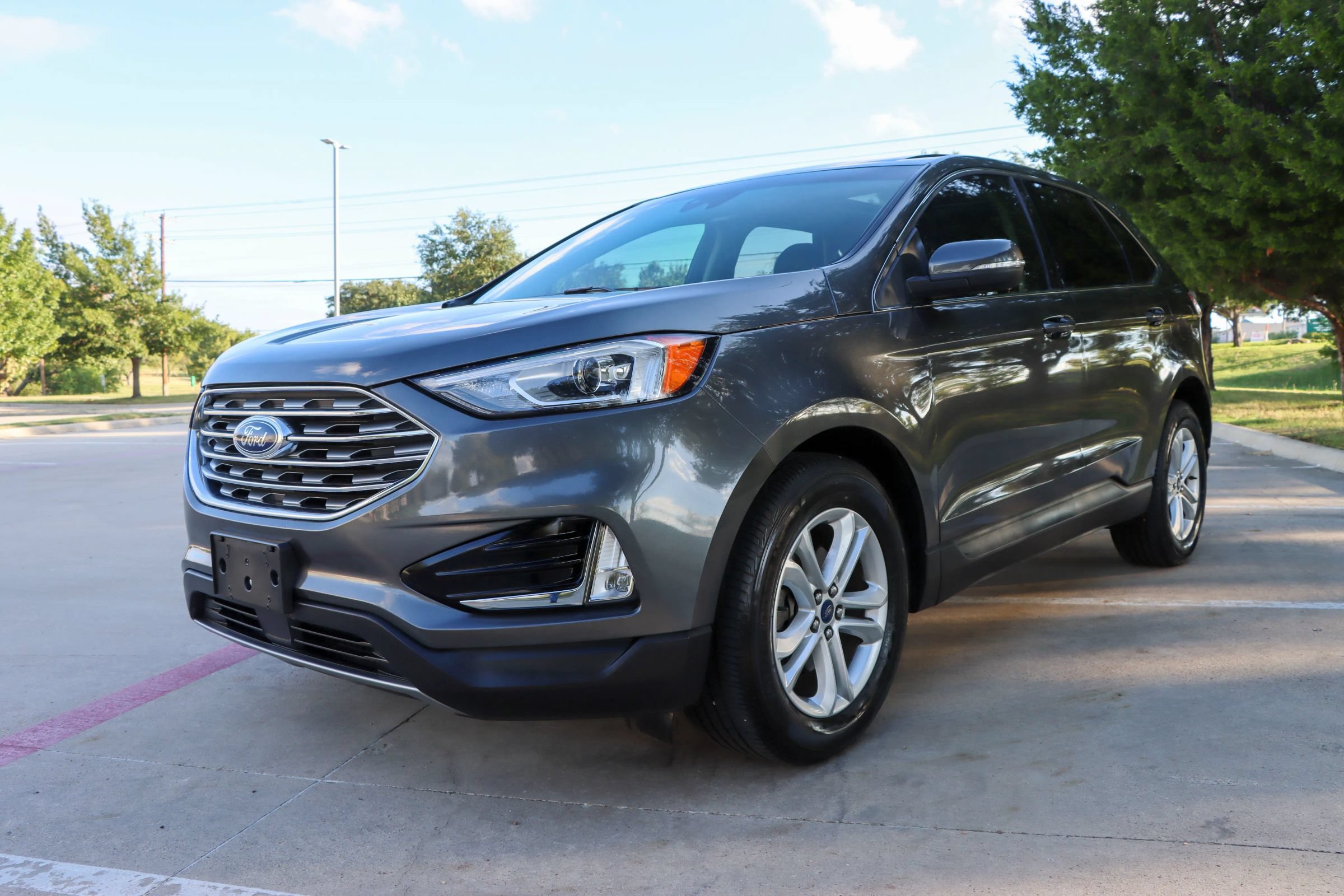 Used 2019 Ford Edge SEL w/ Equipment Group 201A FWD image 3