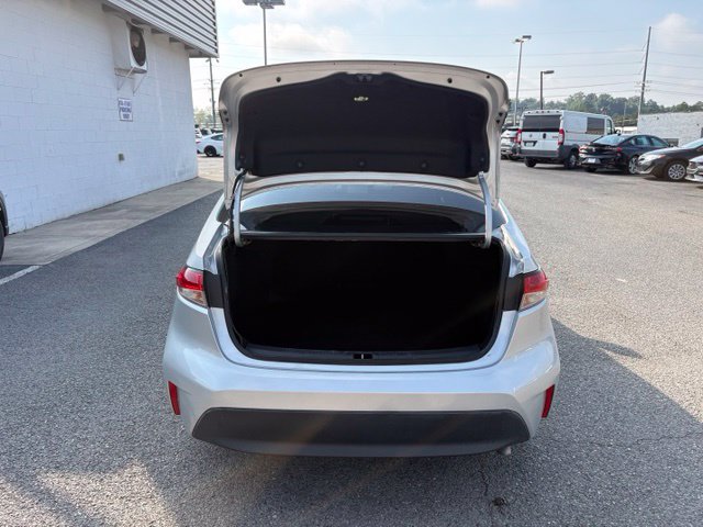 Used 2024 Toyota Corolla LE FWD image 28