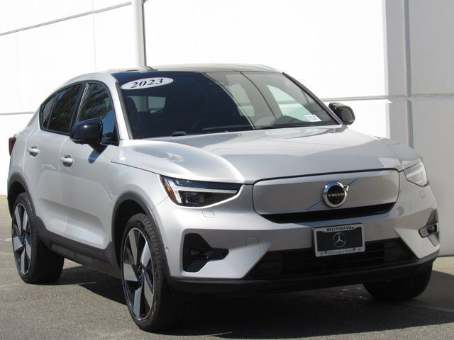 Used 2023 Volvo C40 P8 Recharge Ultimate w/ Protection Package Premier AWD/4WD image 2