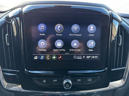 Certified 2023 Chevrolet Traverse LT image 3