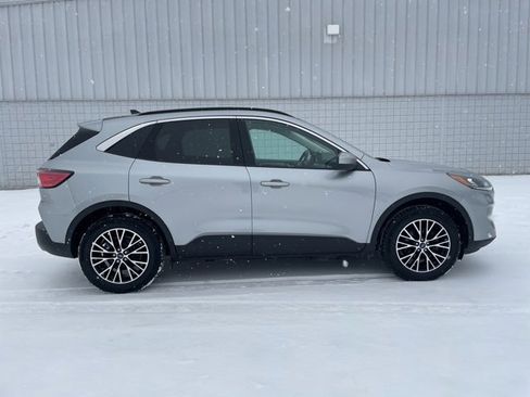 Used 2021 Ford Escape SEL image 16