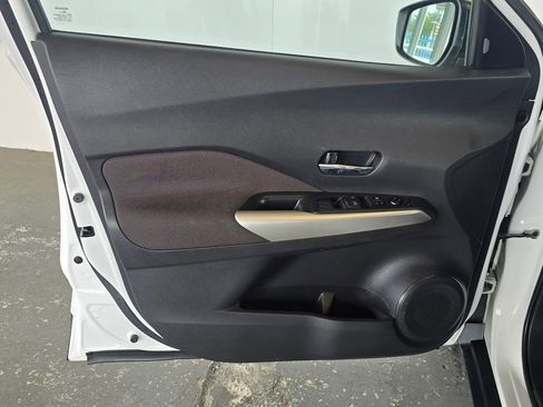 Used 2020 Nissan Kicks SV FWD image 47