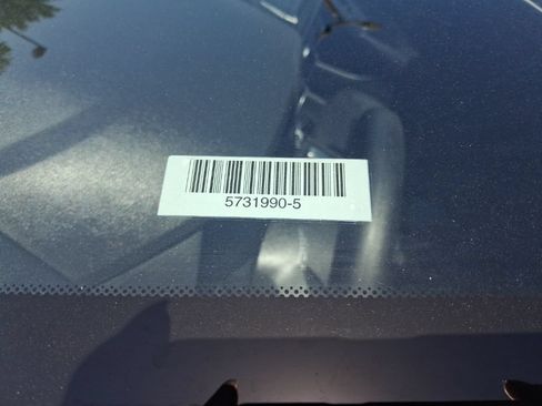 Used 2025 Nissan Sentra SV FWD image 9
