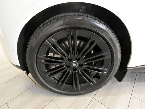 Used 2023 Land Rover Range Rover SE AWD/4WD image 10