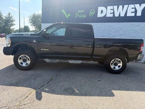 Used 2020 RAM 2500 Tradesman w/ Chrome Appearance Group AWD/4WD image 2