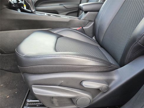 New 2026 Jeep Compass Latitude image 16