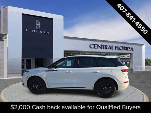 New 2026 Lincoln Corsair Reserve w/ Jet Appearance Package FWD image 4