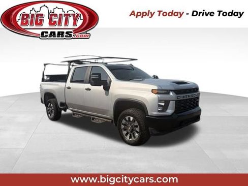Used 2021 Chevrolet Silverado 2500 Custom w/ Custom Value Package AWD/4WD image 1